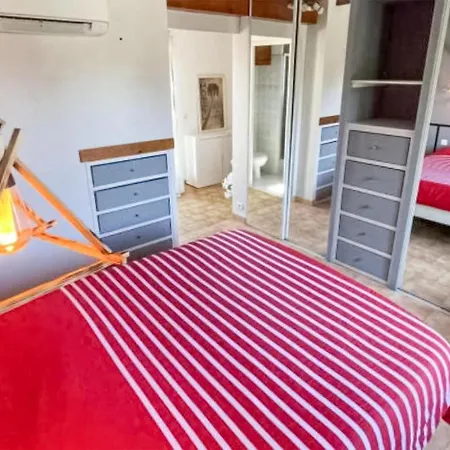 Pet Friendly In Les Angles With Kitchen * Les Angles (Gard)
